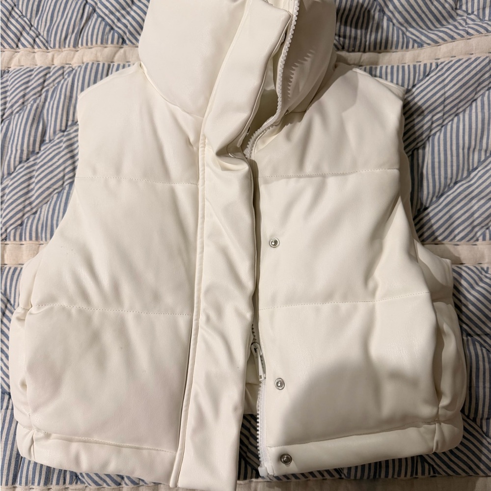Katie J NYC White Puffer Vest